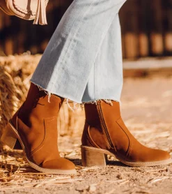 Baretraps Booties-Calloway Block Heel Bootie Nutshell