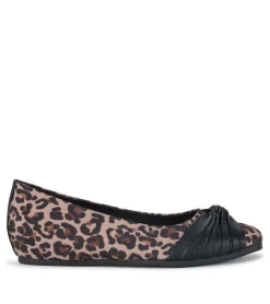 Baretraps Flats & Loafers-Chainey Casual Flat BrownMulti