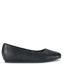 Baretraps Flats & Loafers-Chika Casual Flat Black