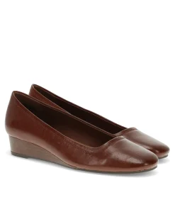 Baretraps Flats & Loafers|Dress Shoes-Covette Wedge Slip On Mahogany