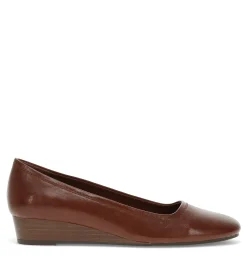 Baretraps Flats & Loafers|Dress Shoes-Covette Wedge Slip On Mahogany