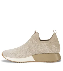 Baretraps Sneakers-Pringer Slip On Sneaker Sand